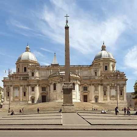 Alojamento de Acomodação e Pequeno-almoço L'opera